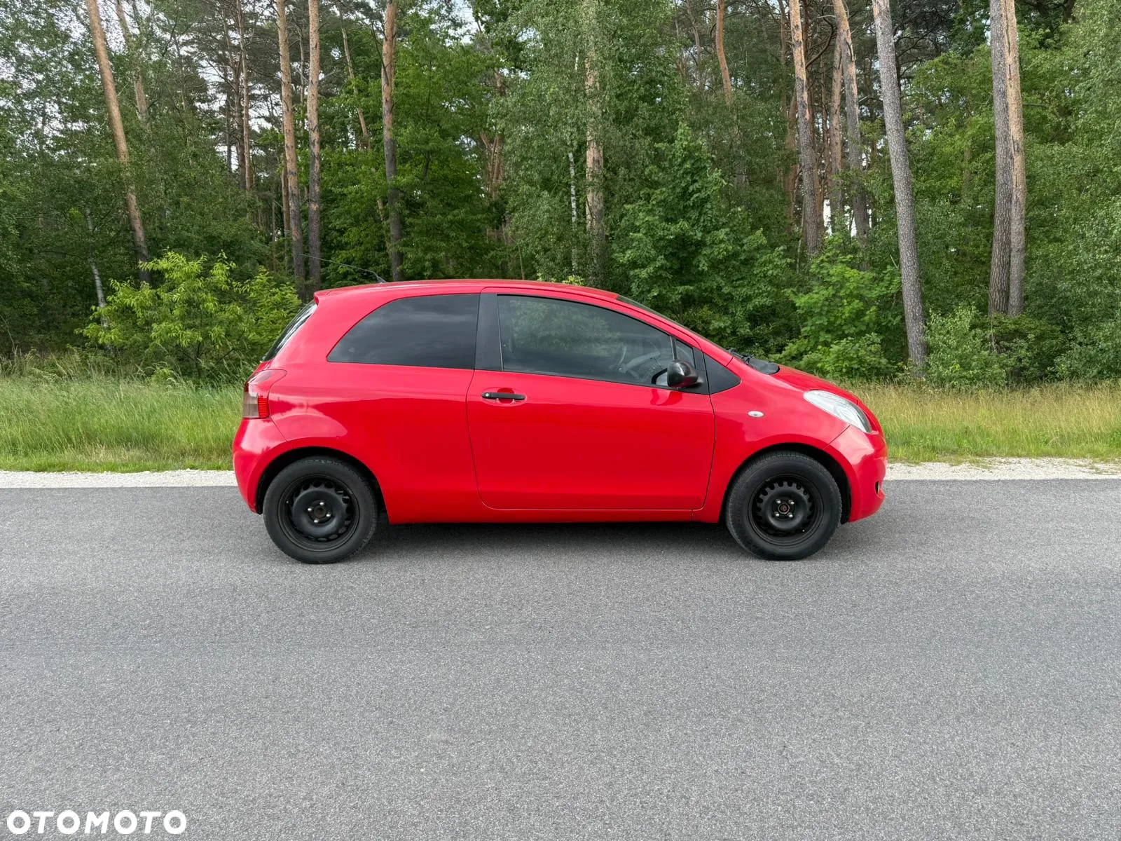 Toyota Yaris 1.0 Sol - 2