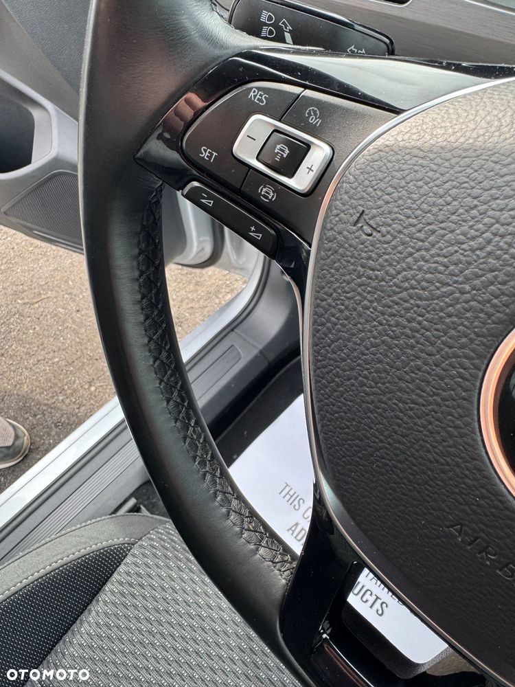 Volkswagen Touran 1.5 TSI ACT OPF Trendline - 34