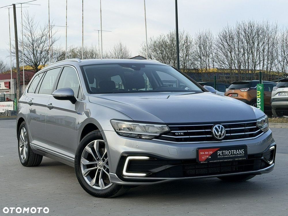 Volkswagen Passat - 14