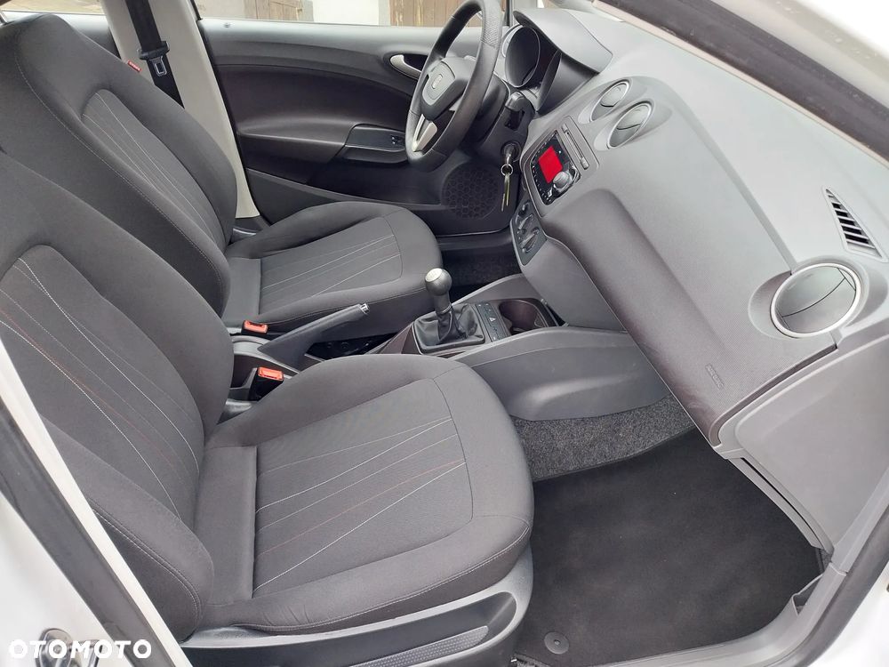 Seat Ibiza 1.4 16V Style - 8