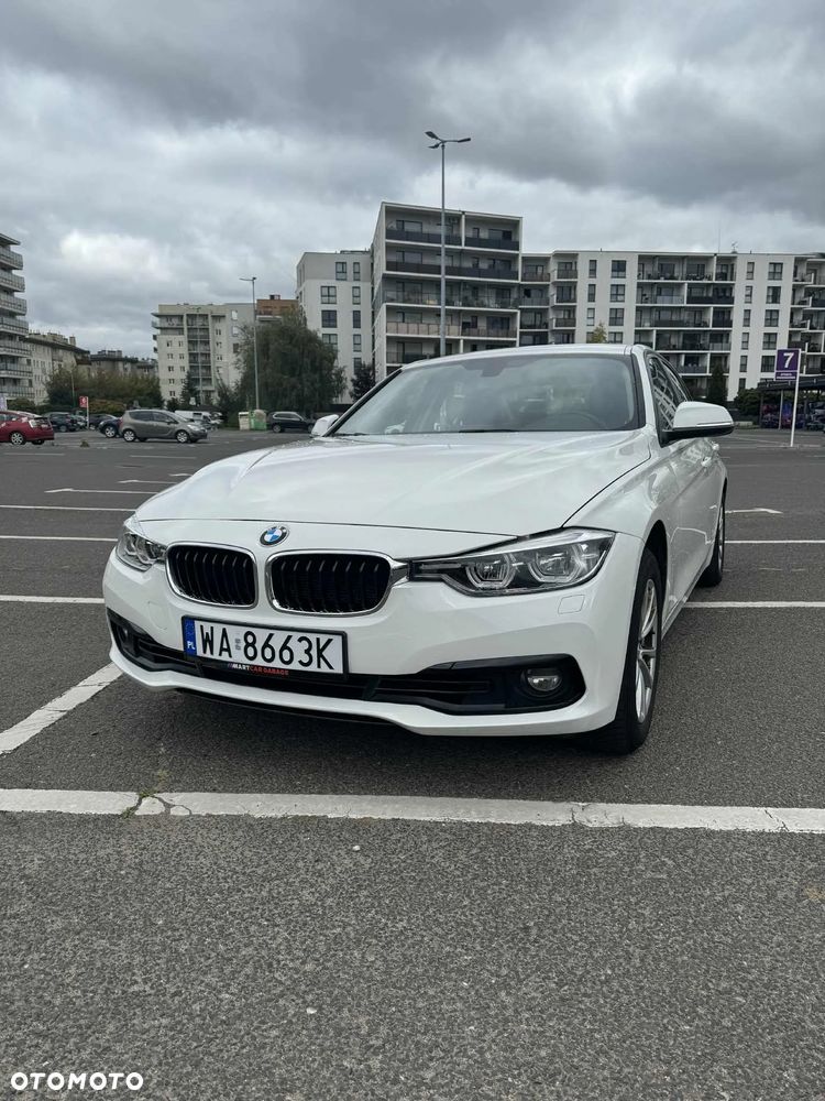 BMW Seria 3 318i Sport Line - 1