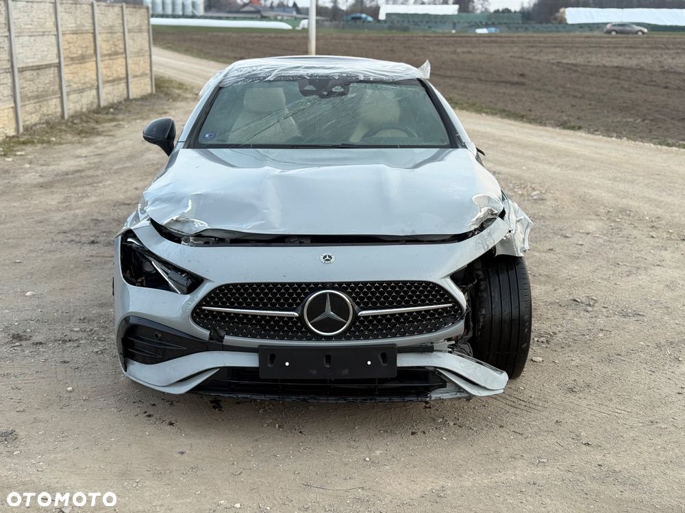 Mercedes-Benz CLE - 2