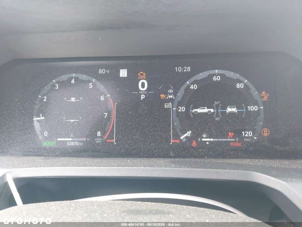 Toyota Tacoma - 12