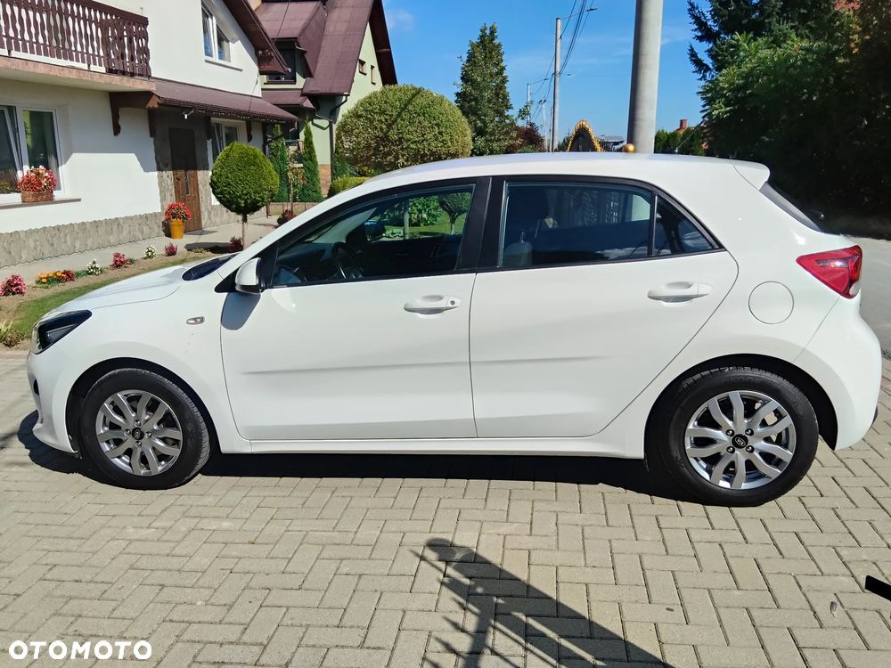Kia Rio 1.2 Attract - 13