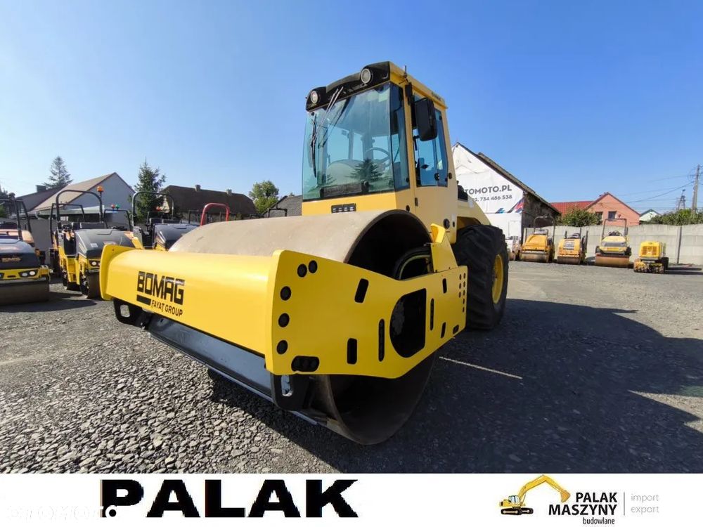 Bomag Walec drogowy  BW 213 DH METAL-GUMA  ,2015 rok - 2
