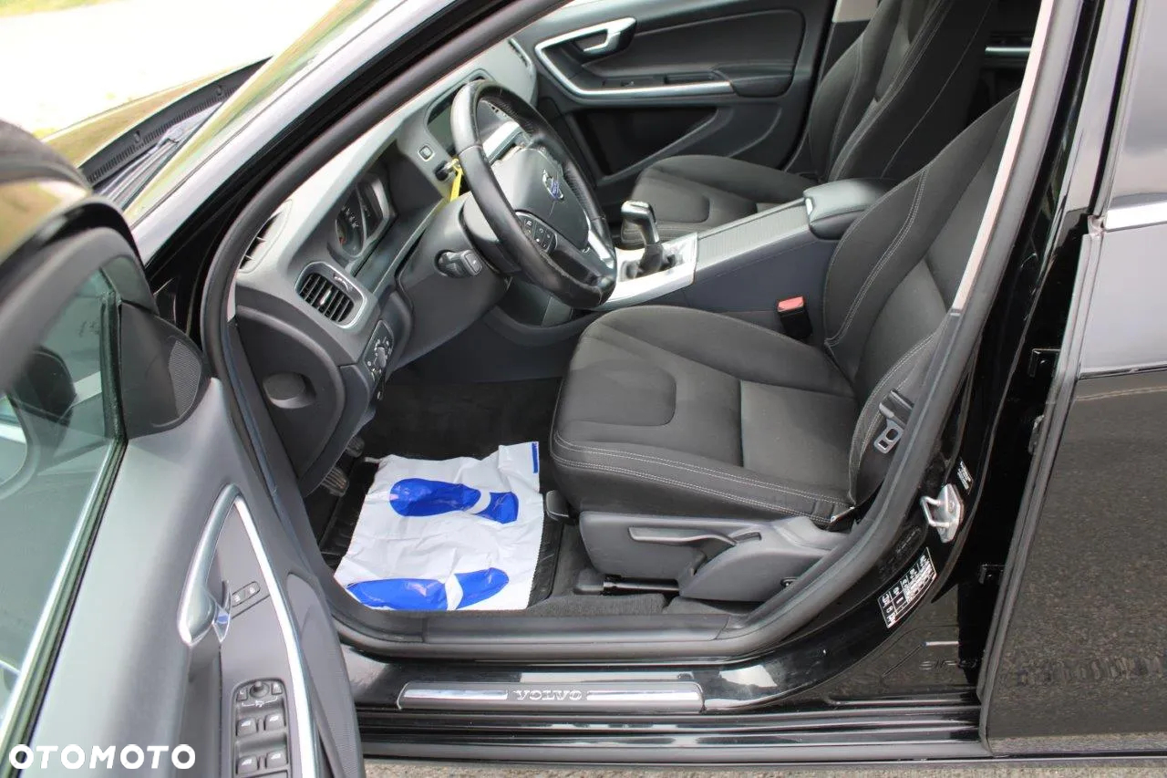 Volvo V60 D4 Summum - 7