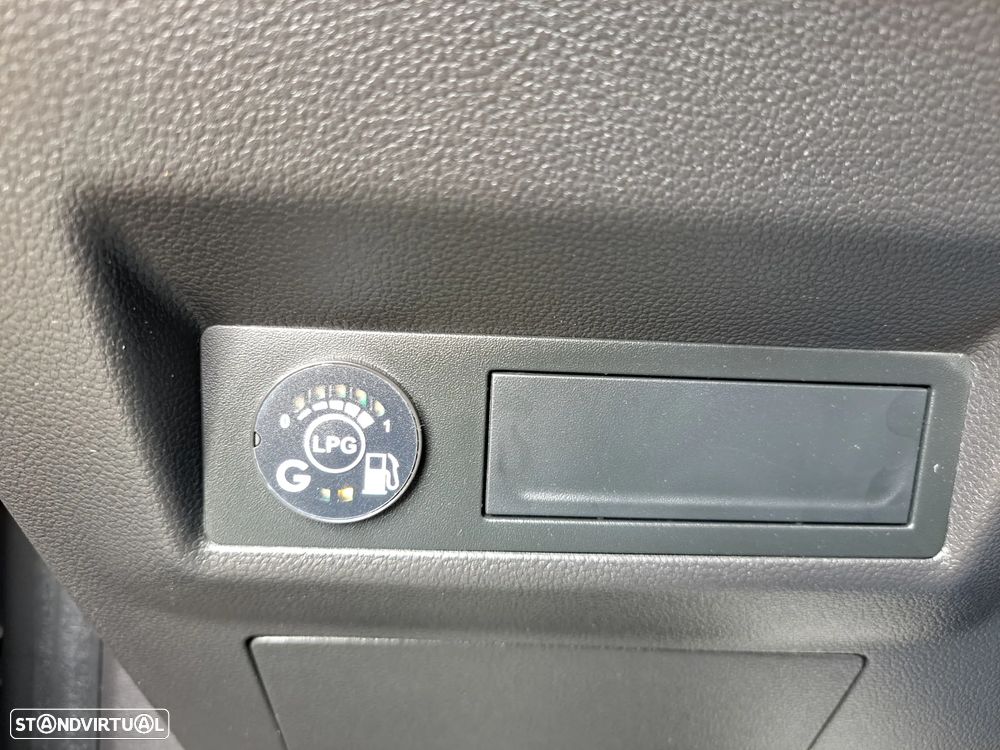 Renault Captur 1.0 TCe Zen Bi-Fuel - 15