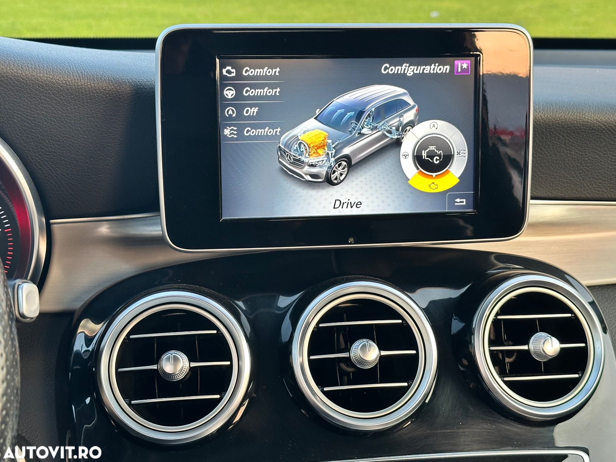 Mercedes-Benz GLC 220 d 4Matic 9G-TRONIC AMG Line - 17