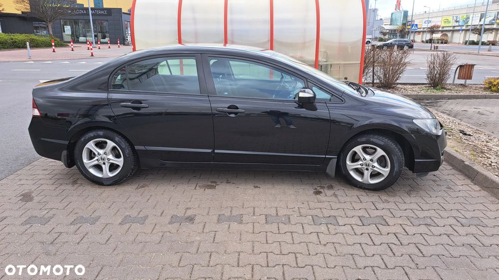Honda Civic 1.8 Executive - 8