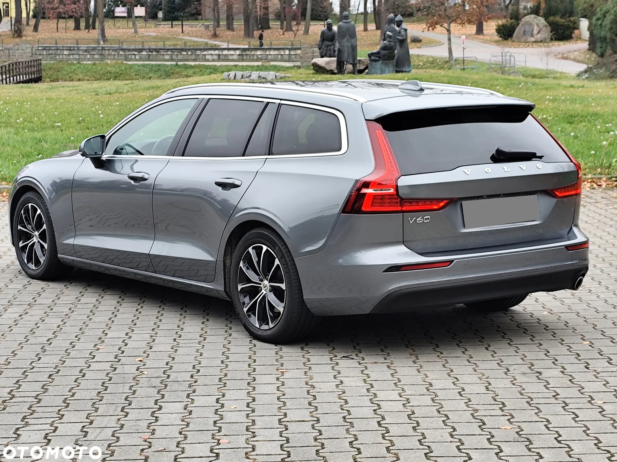 Volvo V60 D3 Momentum Pro - 8