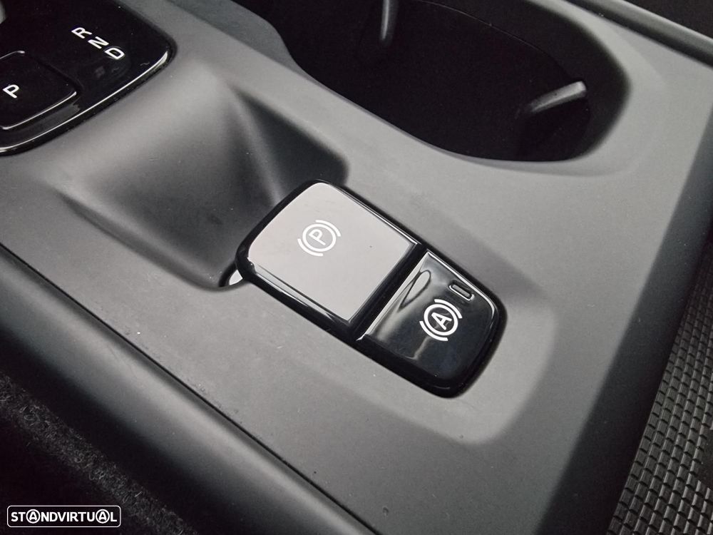 Volvo XC 40 1.5 T4 PHEV Inscription Expression - 36