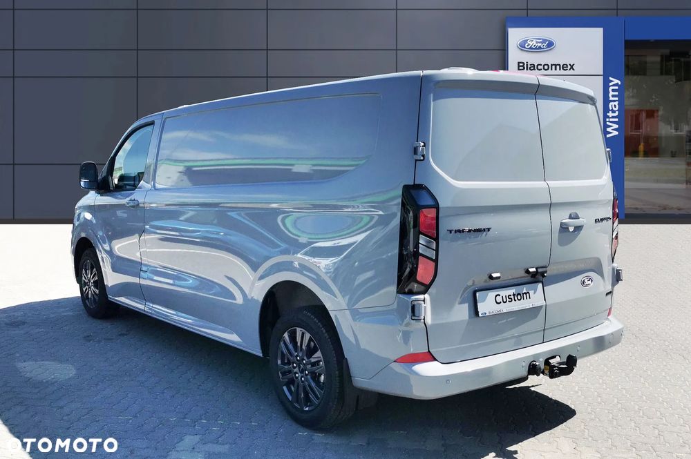 Ford TRANSIT CUSTOM - 3