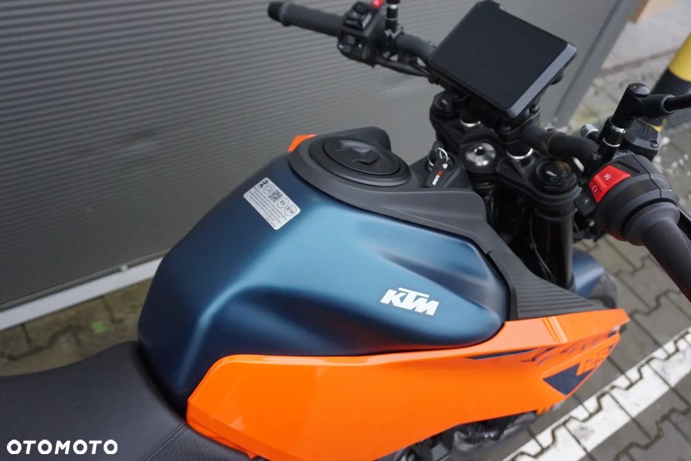 KTM Duke - 4