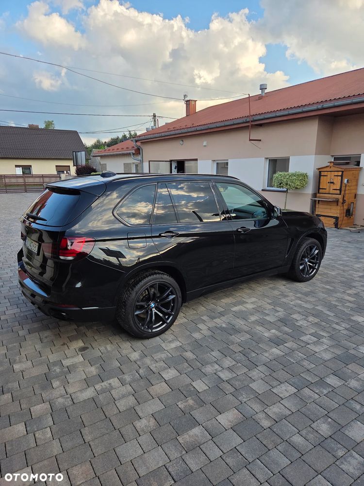 BMW X5 xDrive40d - 32