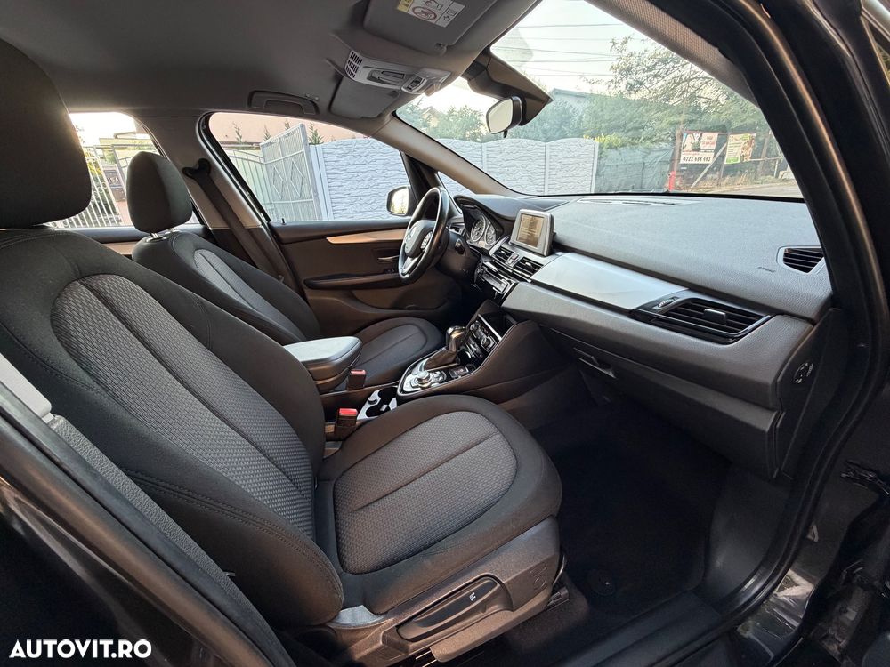 BMW Seria 2 218d Sport-Aut. Advantage - 9