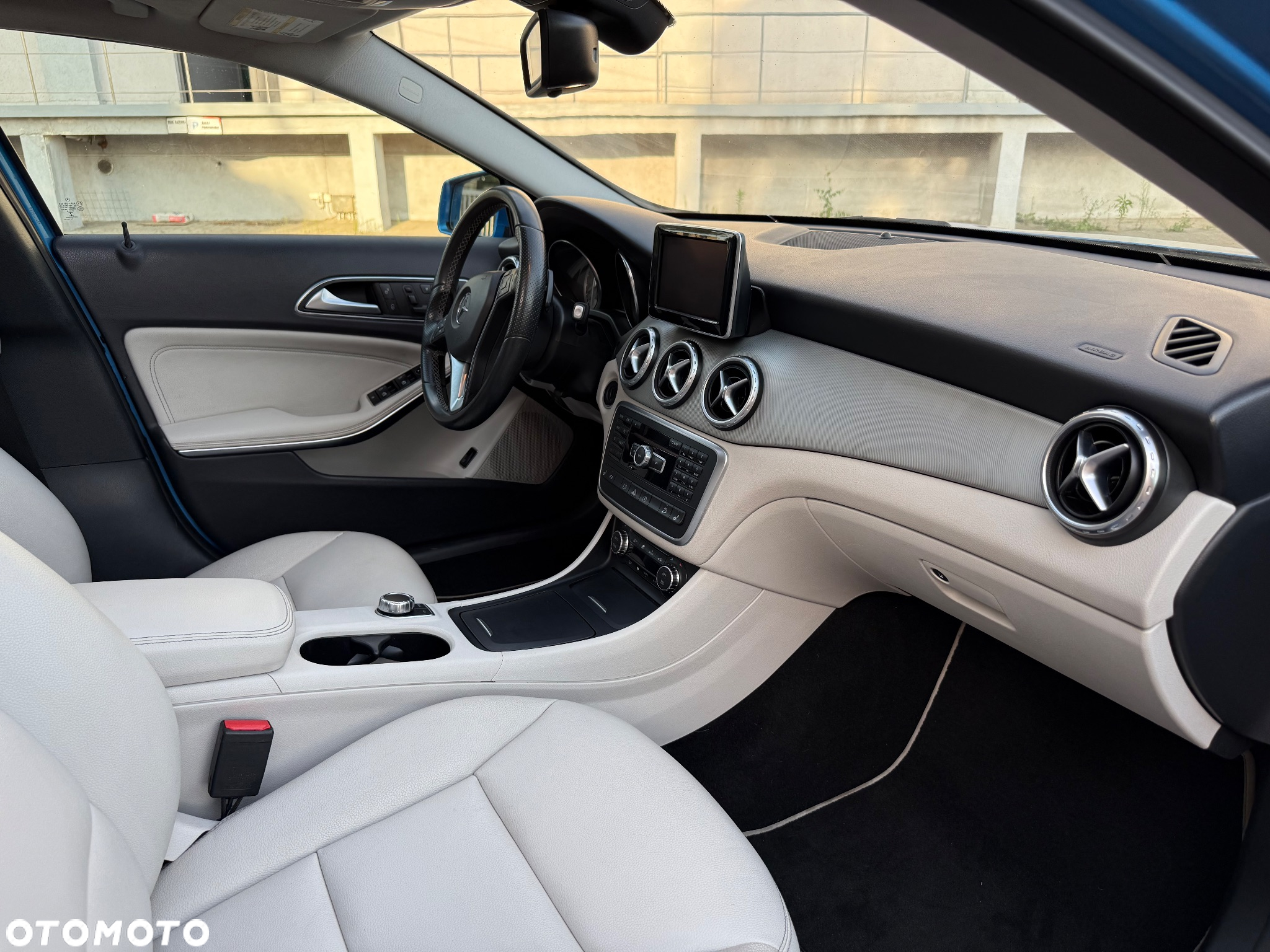 Mercedes-Benz GLA 250 4Matic 7G-DCT AMG Line - 17