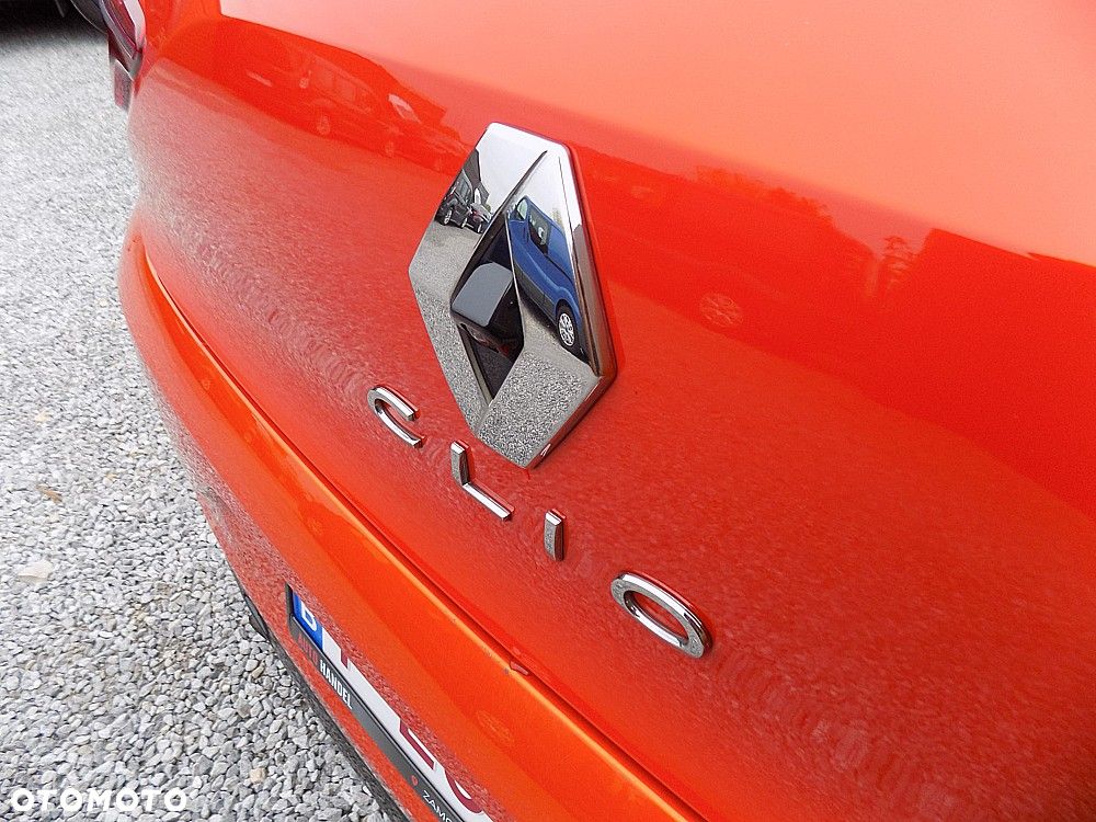 Renault Clio TCe 100 BUSINESS EDITION - 31