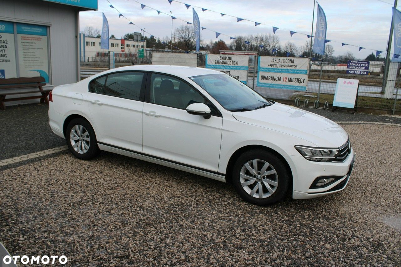 Volkswagen Passat - 6