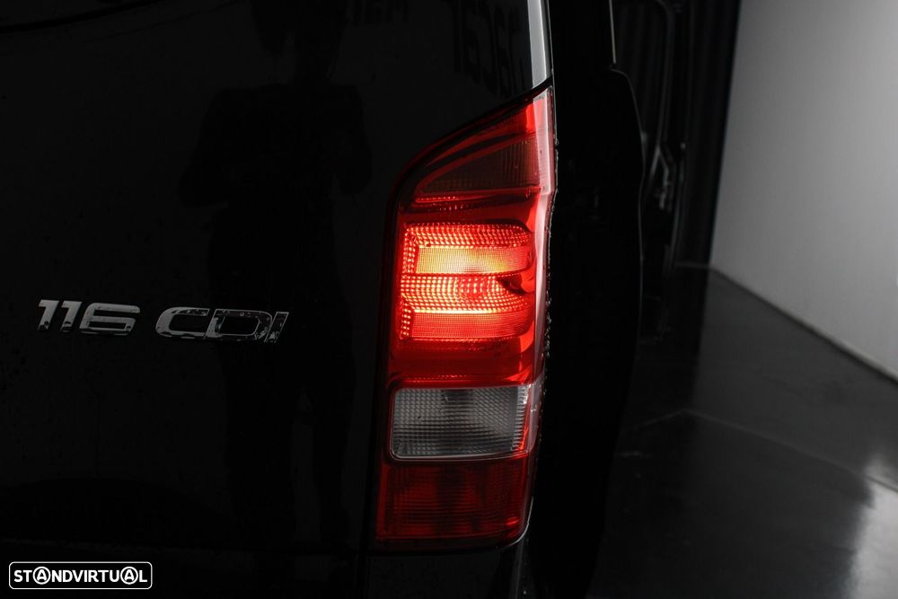 Mercedes-Benz VITO TOURER 116CDI AUTO - 27