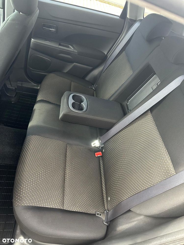 Mitsubishi ASX 1.8 DID Inform AS&G - 16
