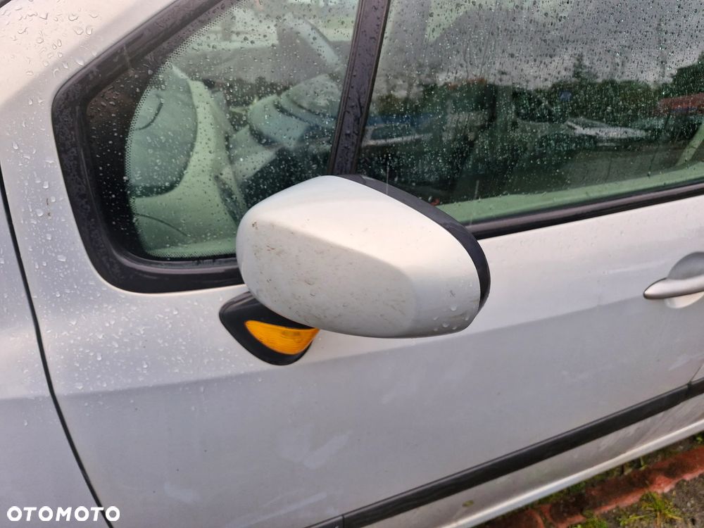 lusterka zewnętrzne / lusterko / Renault Modus (NV632) - 1