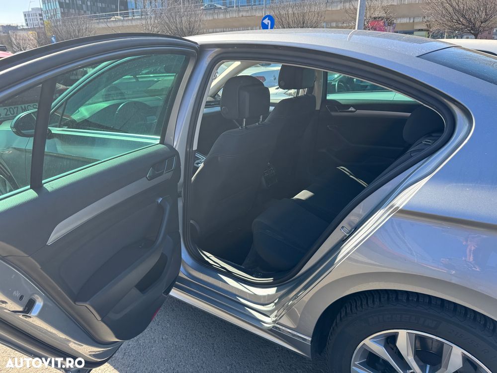 Volkswagen Passat 1.4 TSI ACT DSG R Executive - 5