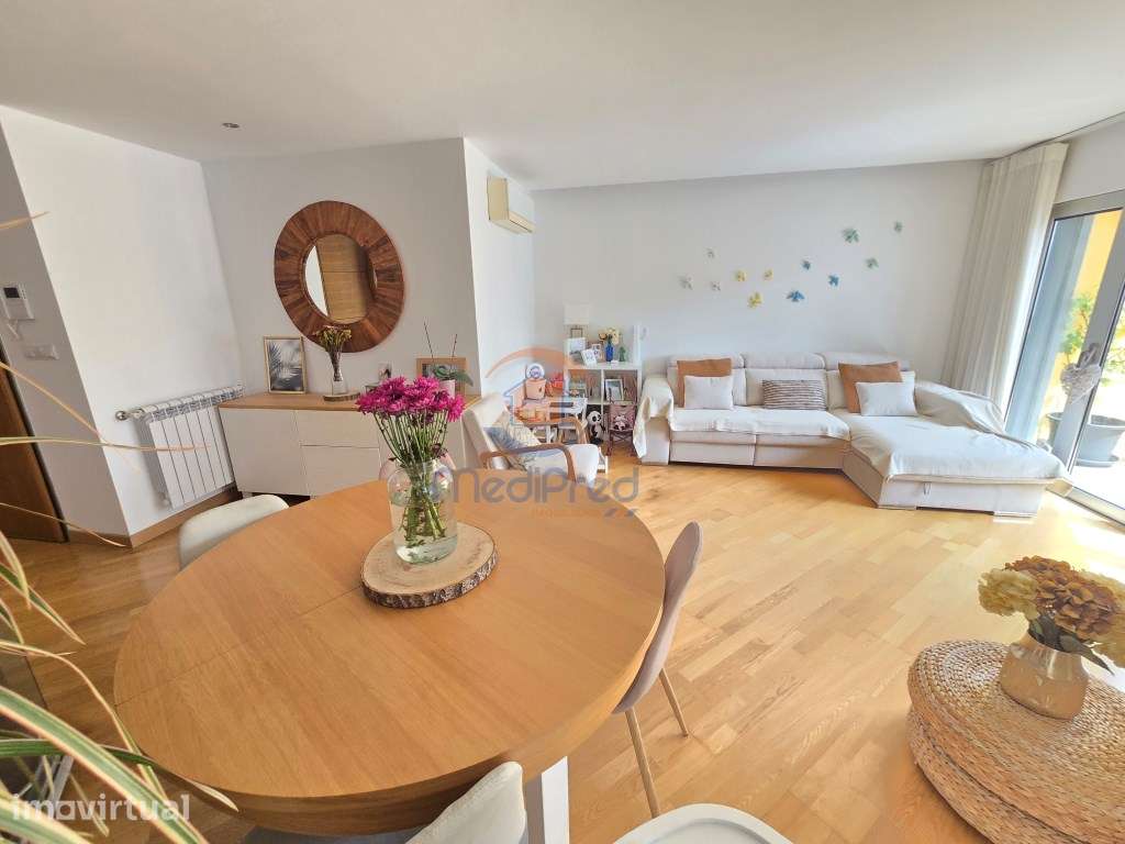 Apartamento T2 PREMIUM com Terraço, BOX e Arrecadação | Urbanização... - Grande imagem: 5/37