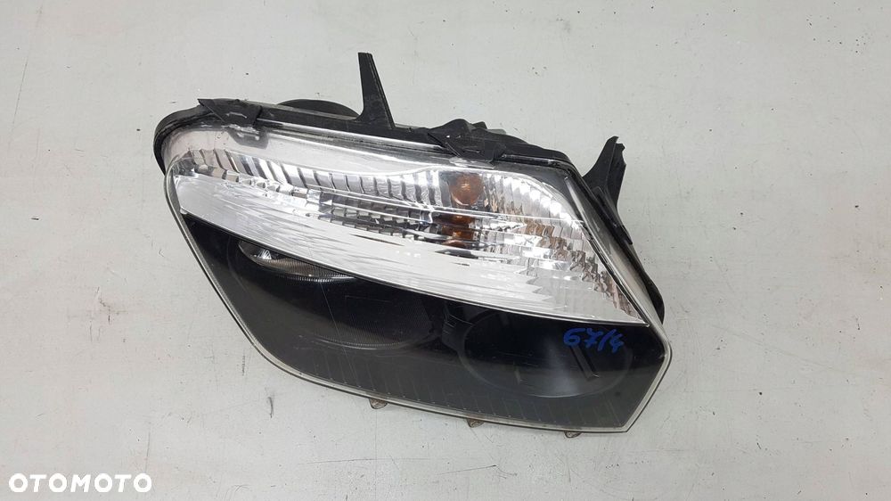 dacia duster i 10-13 lampa prawy przód eu - 2
