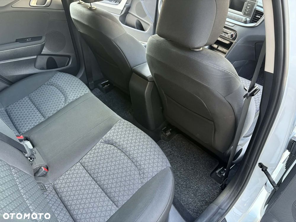 Kia Ceed 1.0 T-GDI S - 12
