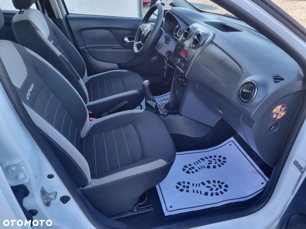 Dacia Sandero Stepway - 11