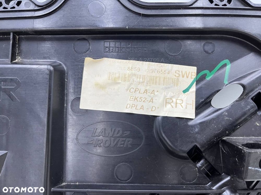 Plastik Range Rover Sport II L494 13-17r. prawa tylna osłona zaślepka wewnętrzna wnęki drzwi prawy - 4
