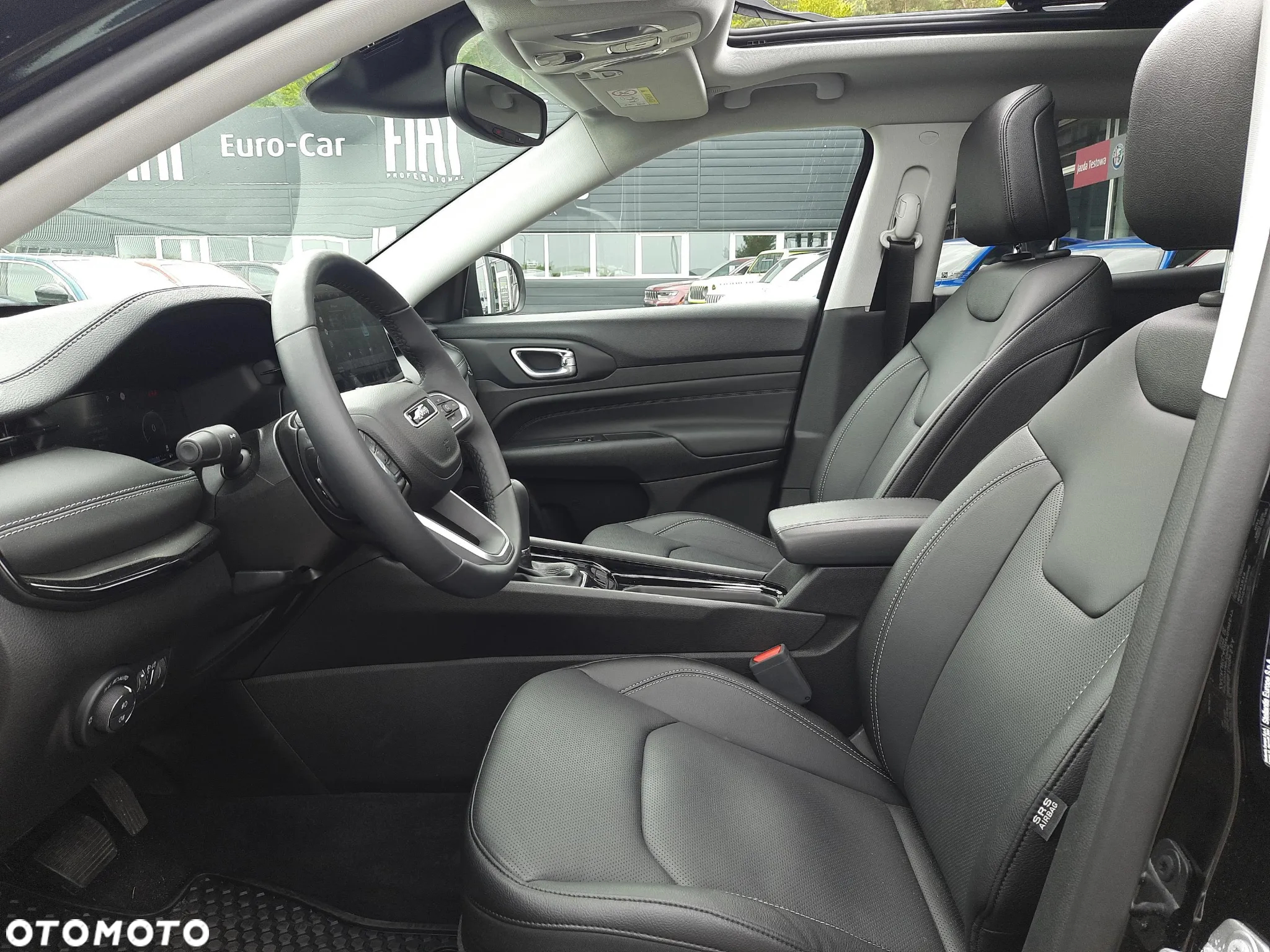 Jeep Compass - 13