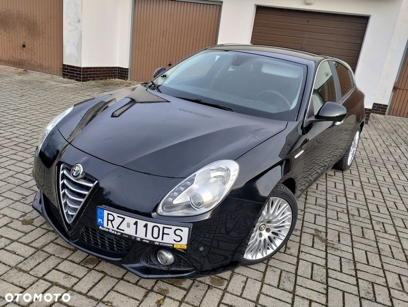 Alfa Romeo Giulietta - 2