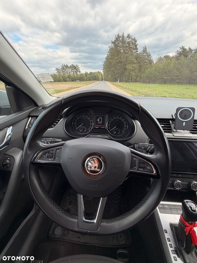 Skoda Octavia 2.0 TDI 4x4 Style DSG - 13