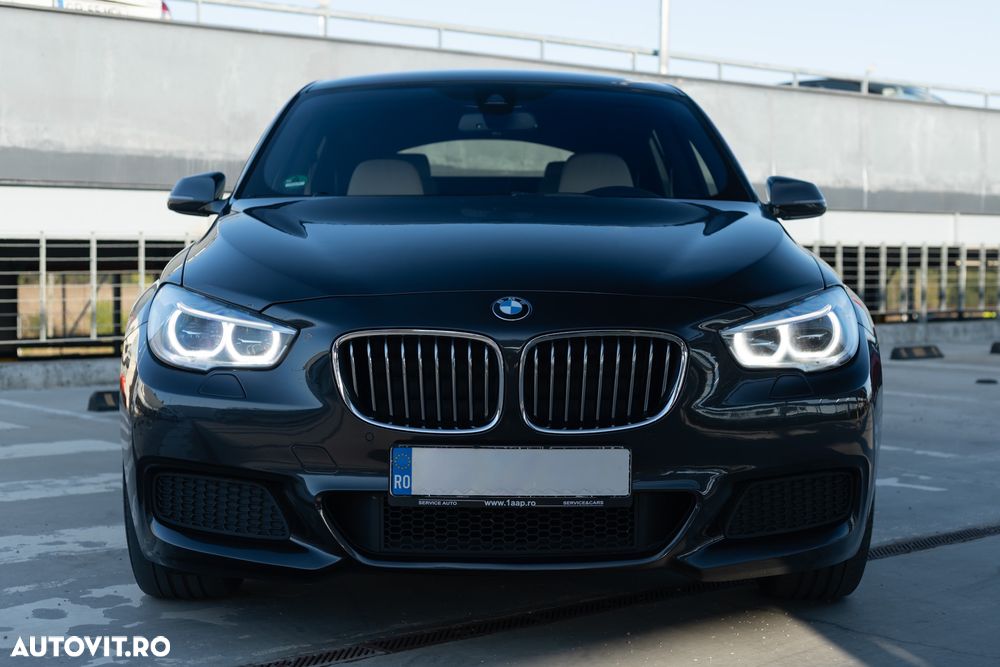 BMW Seria 5 530d xDrive - 10
