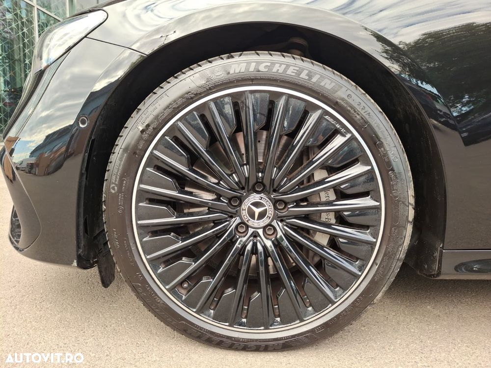Mercedes-Benz E 220 d 4MATIC MHEV - 26