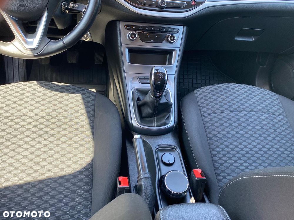 Opel Astra 1.4 T Enjoy - 14