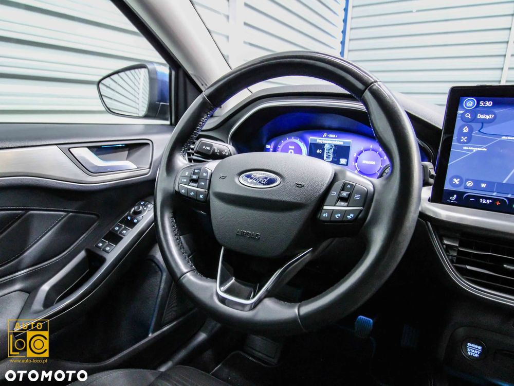 Ford Focus 1.0 EcoBoost Titanium X - 31