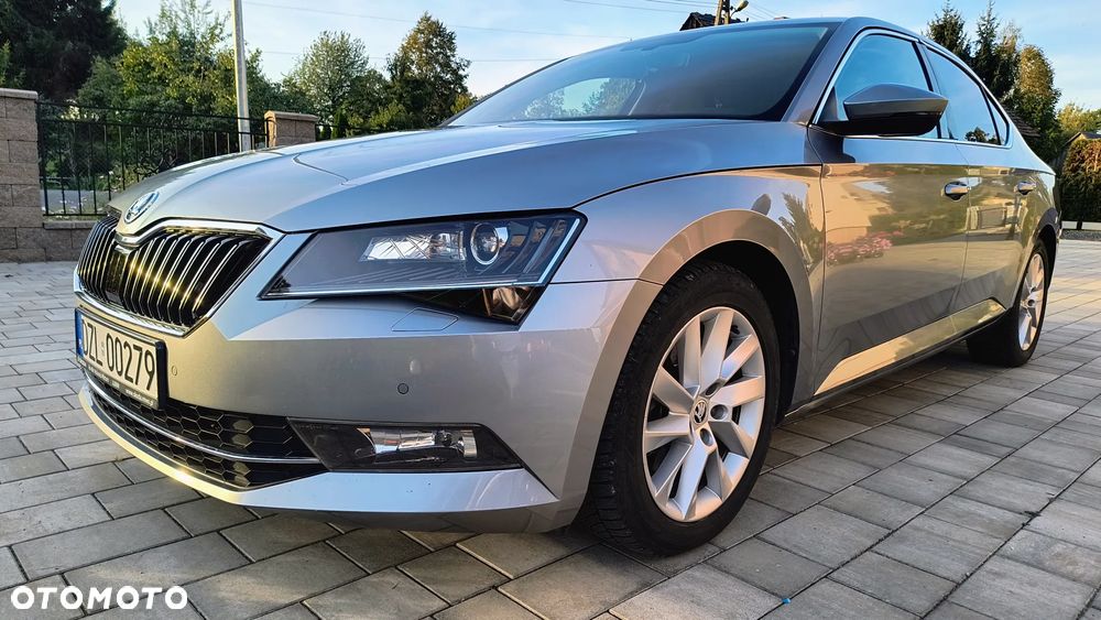 Skoda Superb 2.0 TSI Ambition DSG - 2