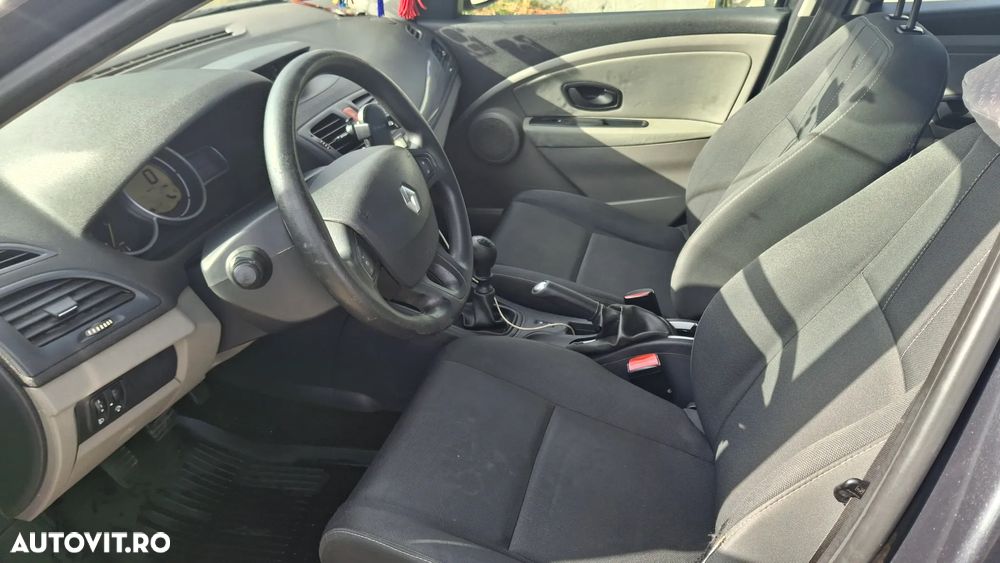Renault Megane ver-1-5-dci-expression - 1
