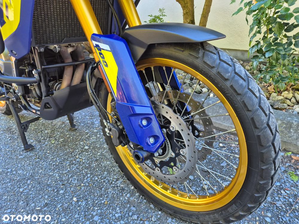 Suzuki DL - 29