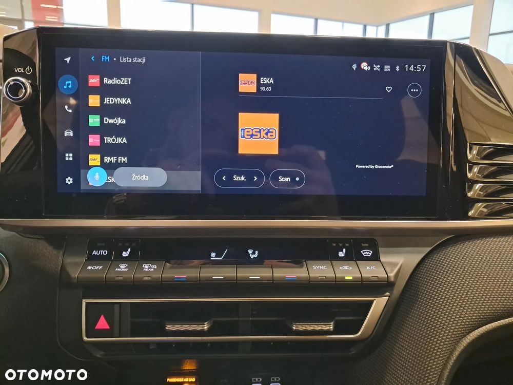 Toyota Camry 2.5 Hybrid Dynamic Force Comfort e-CVT - 19