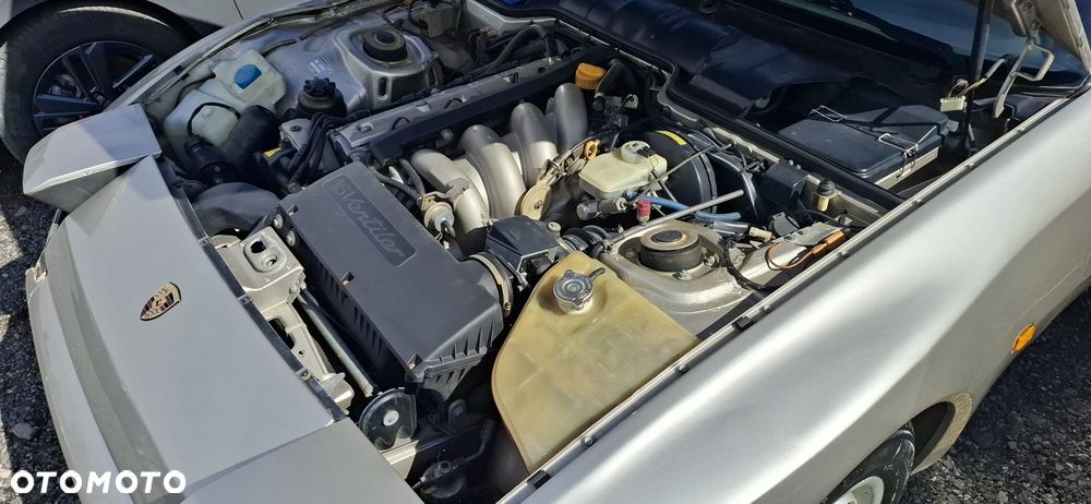 Porsche 944 3.0 S2 - 34