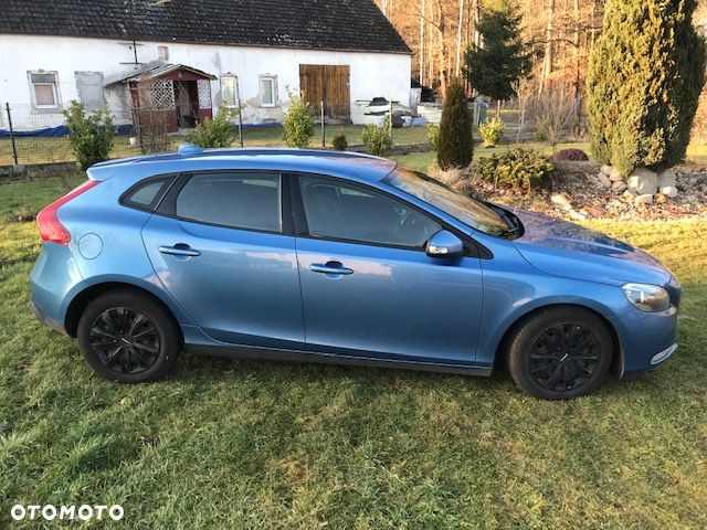 Volvo V40 D2 Kinetic - 11