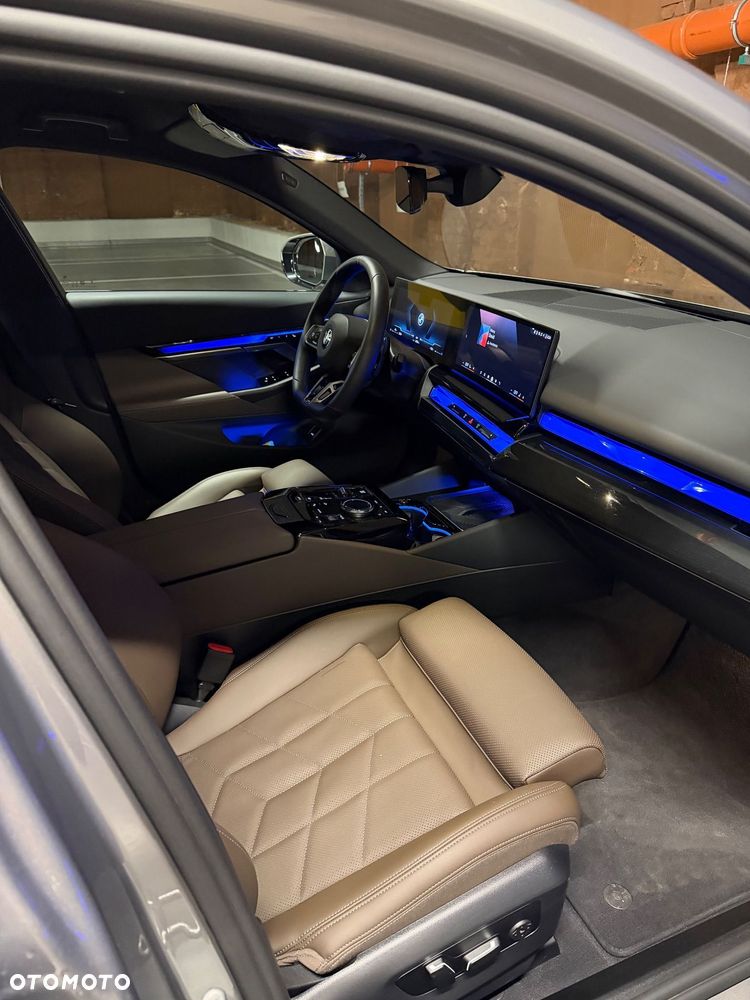 BMW Seria 5 520d mHEV M Sport - 4