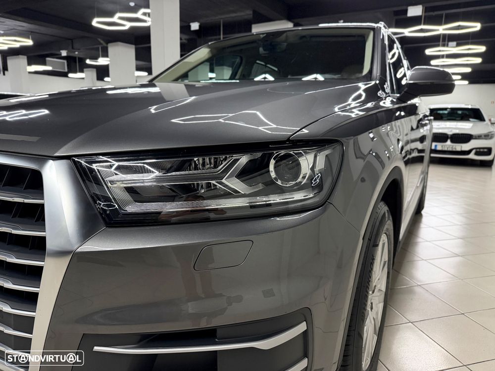 Audi Q7 3.0 TDI quattro tiptronic 7L - 14