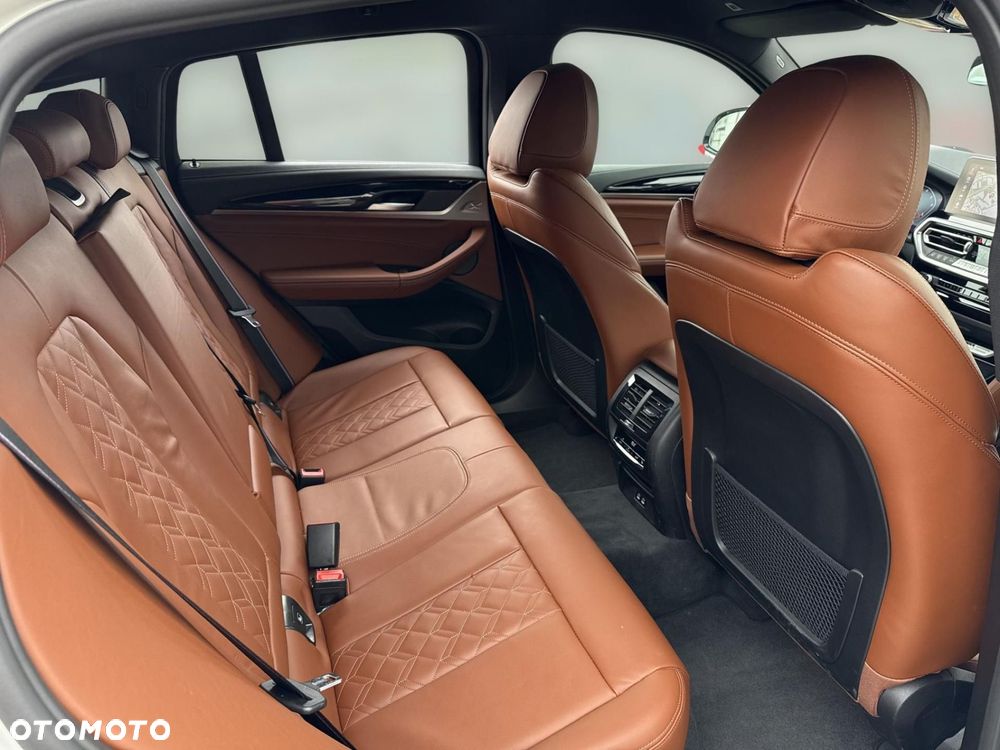 BMW X4 xM40d mHEV - 15