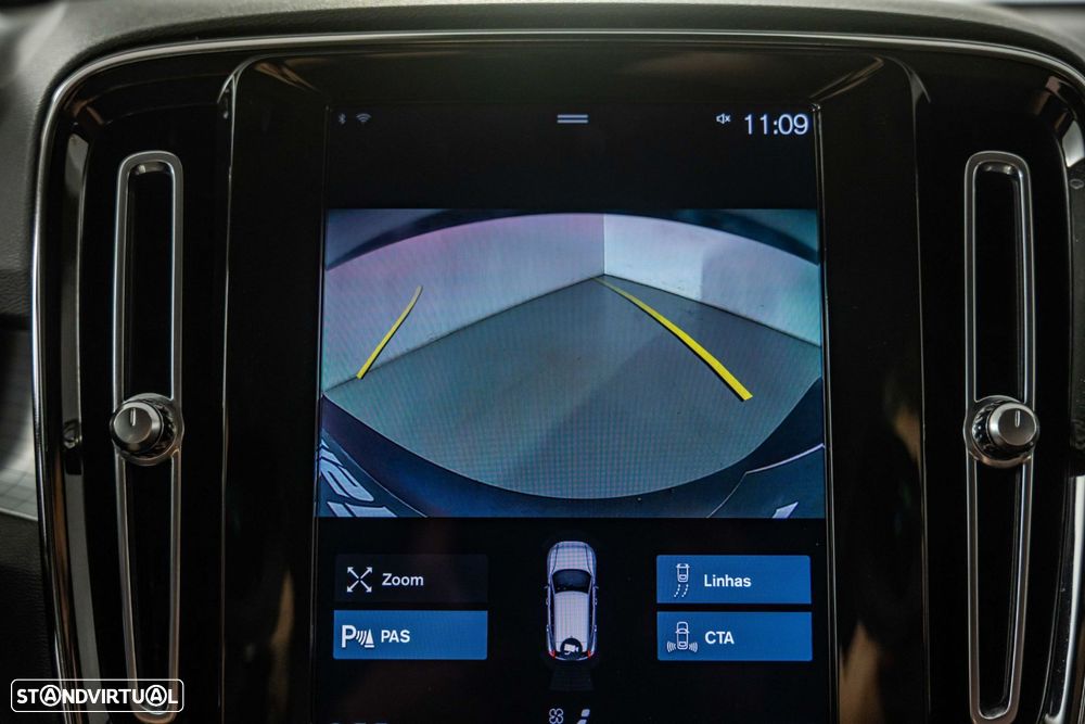 Volvo XC 40 1.5 T5 PHEV Momentum Plus - 27