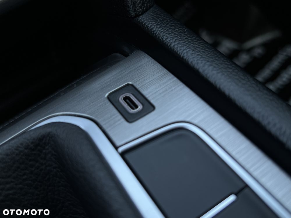 Volkswagen Passat 1.5 TSI EVO Essence - 29