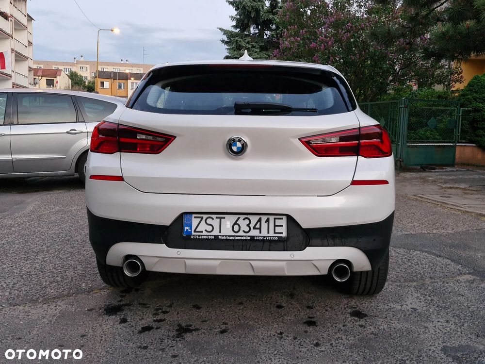 BMW X2 sDrive18d Advantage Plus - 7
